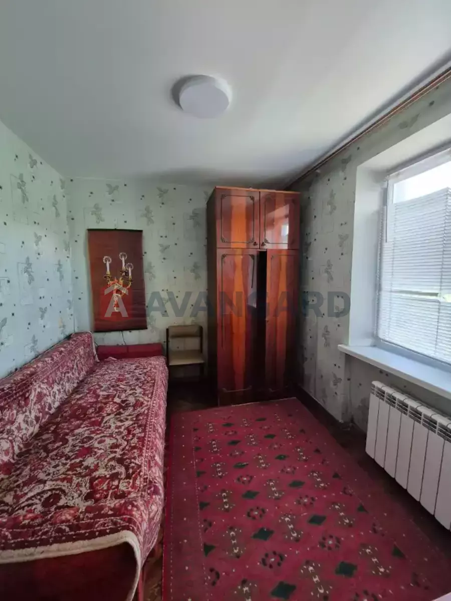 3 ����. ��������, 68/-/6 ��. �., 6/9 ���� ���� 8