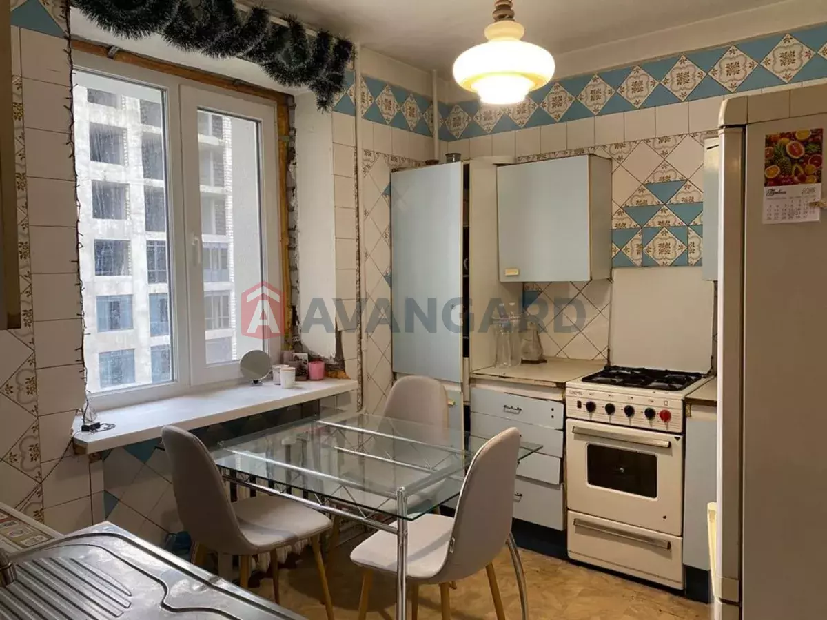 3 ��. ��������, 69/-/5 ��. �., 10/14 ������ ���� 14