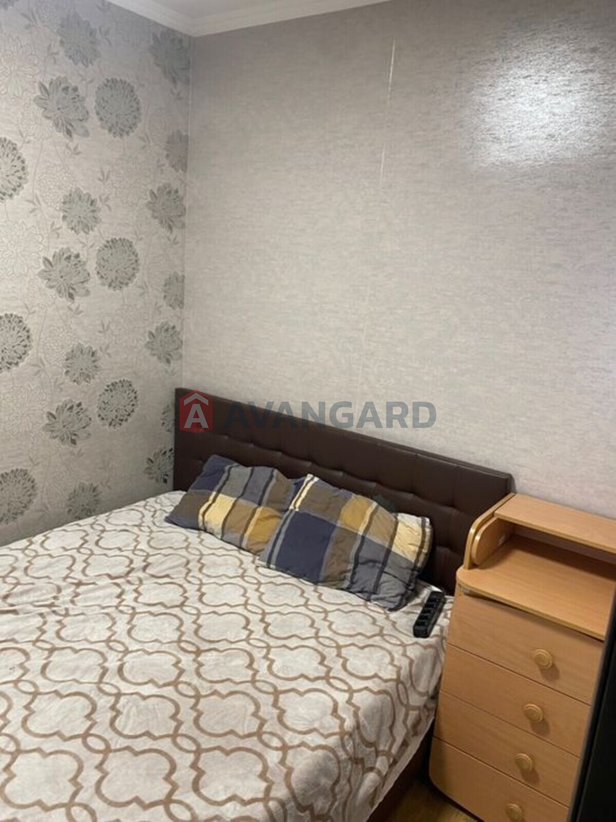 2 . , 43/-/8 . ., 9/22   4