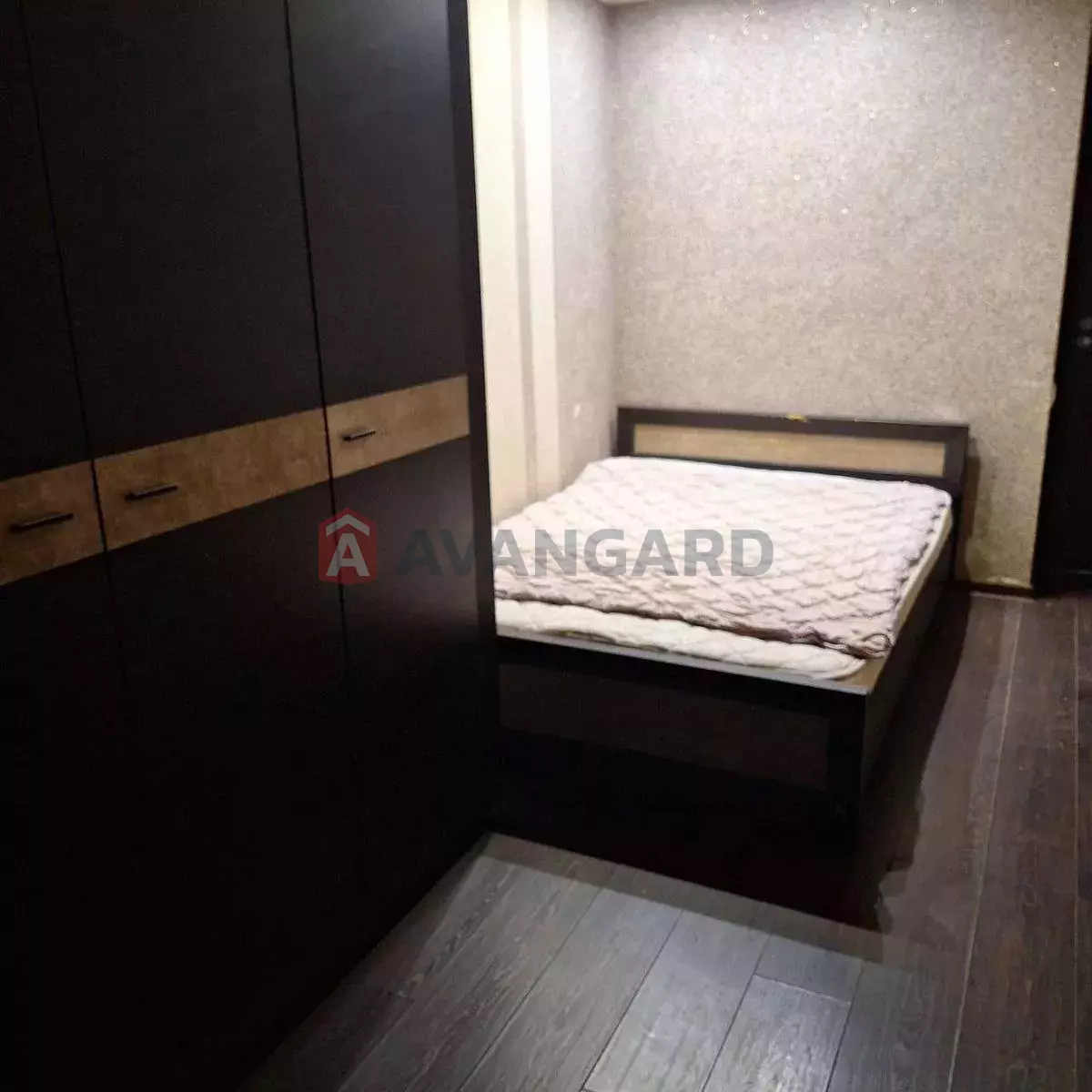 3 ��. ��������, 69/-/8 ��. �., 5/9 ������ ���� 6