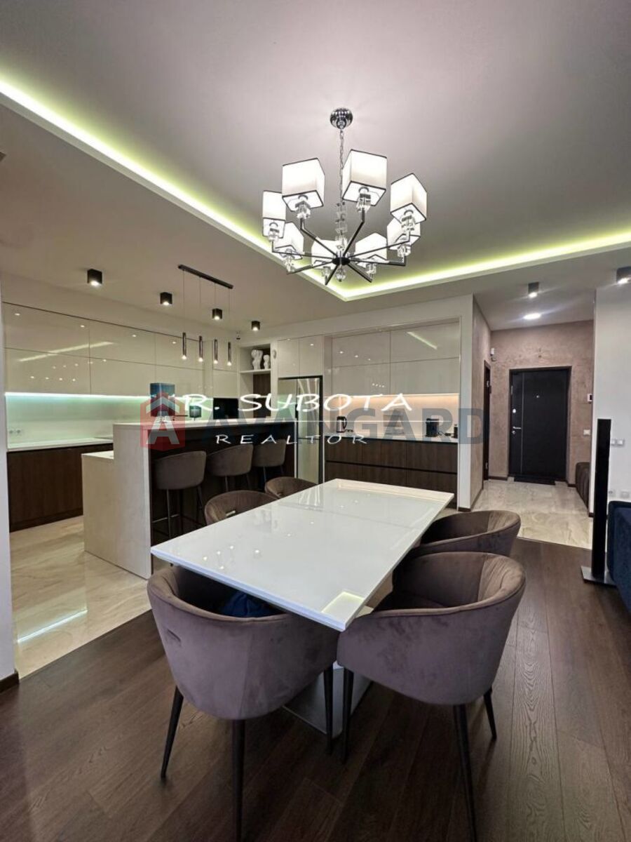 3 . , 112/-/- . ., 10/10   11