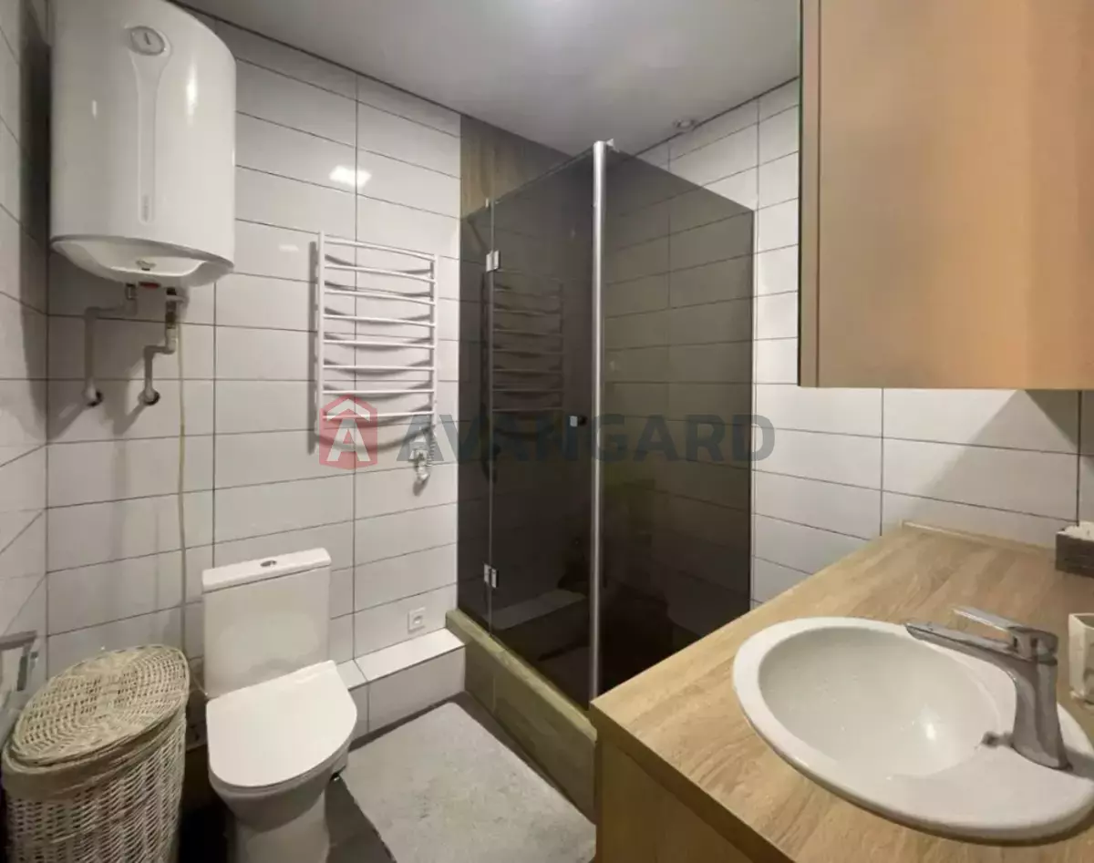 1 ��. ��������, 35/-/- ��. �., 2/5 ������ ���� 3