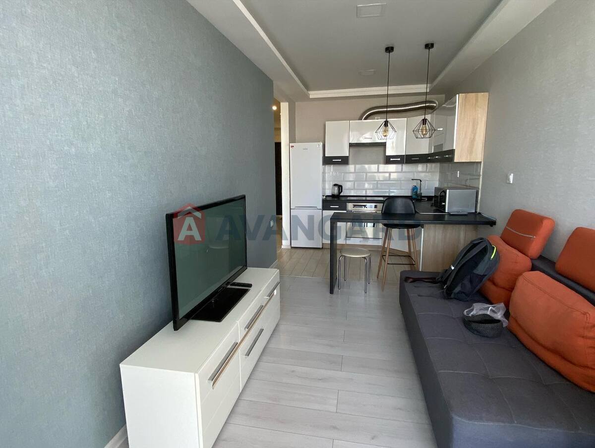 2 ��. ��������, 47/-/- ��. �., 9/18 ������ ���� 4