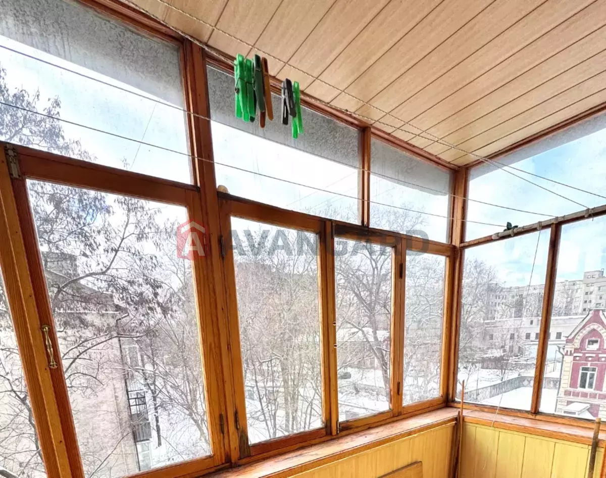 3 ����. ��������, 60/-/8 ��. �., 5/9 ���� ���� 17