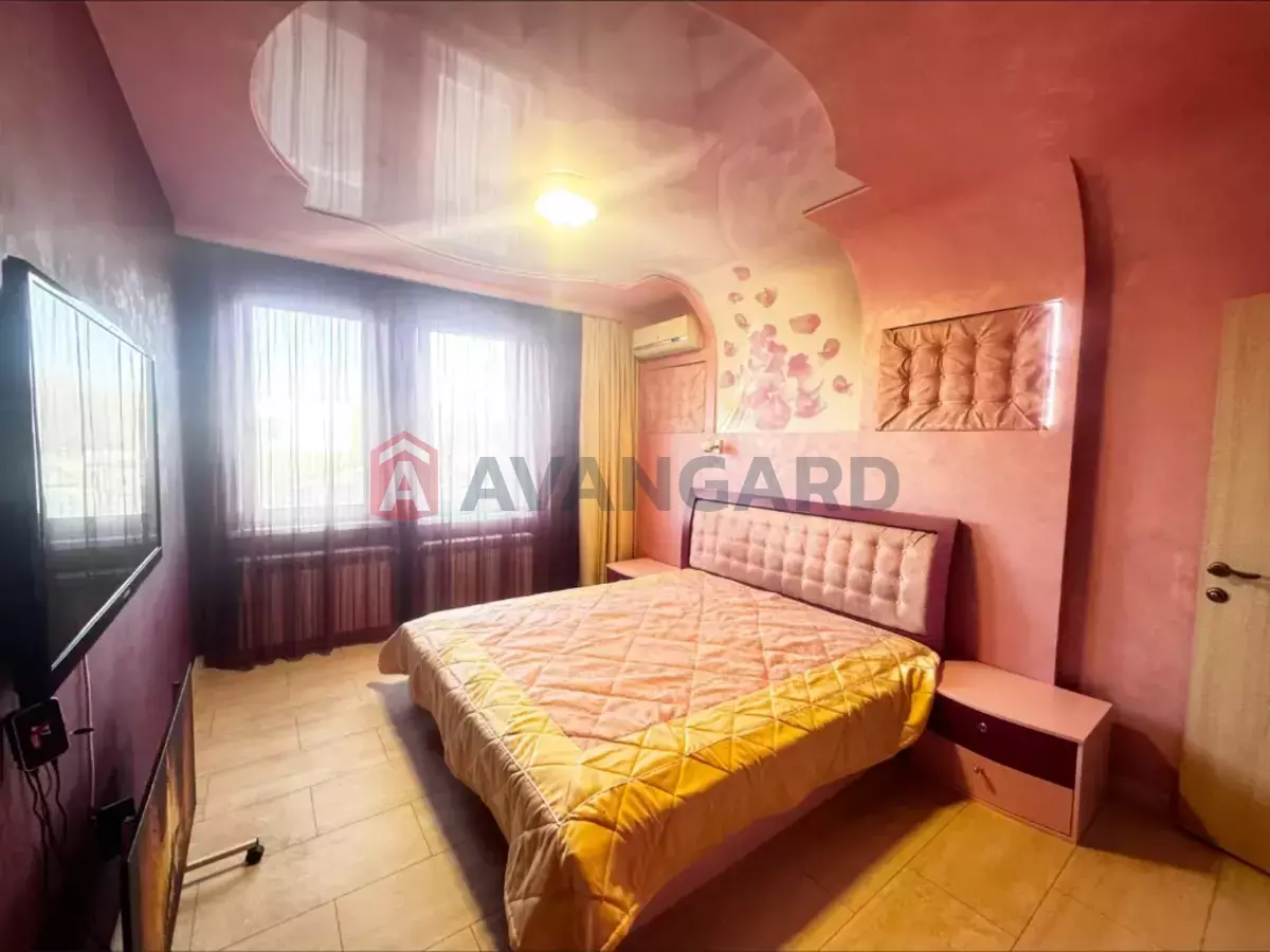 3 ��. ��������, 100/-/- ��. �., 2/16 ������ ���� 13