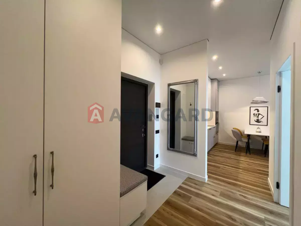 3 ��. ��������, 60/-/- ��. �., 9/12 ������ ���� 8