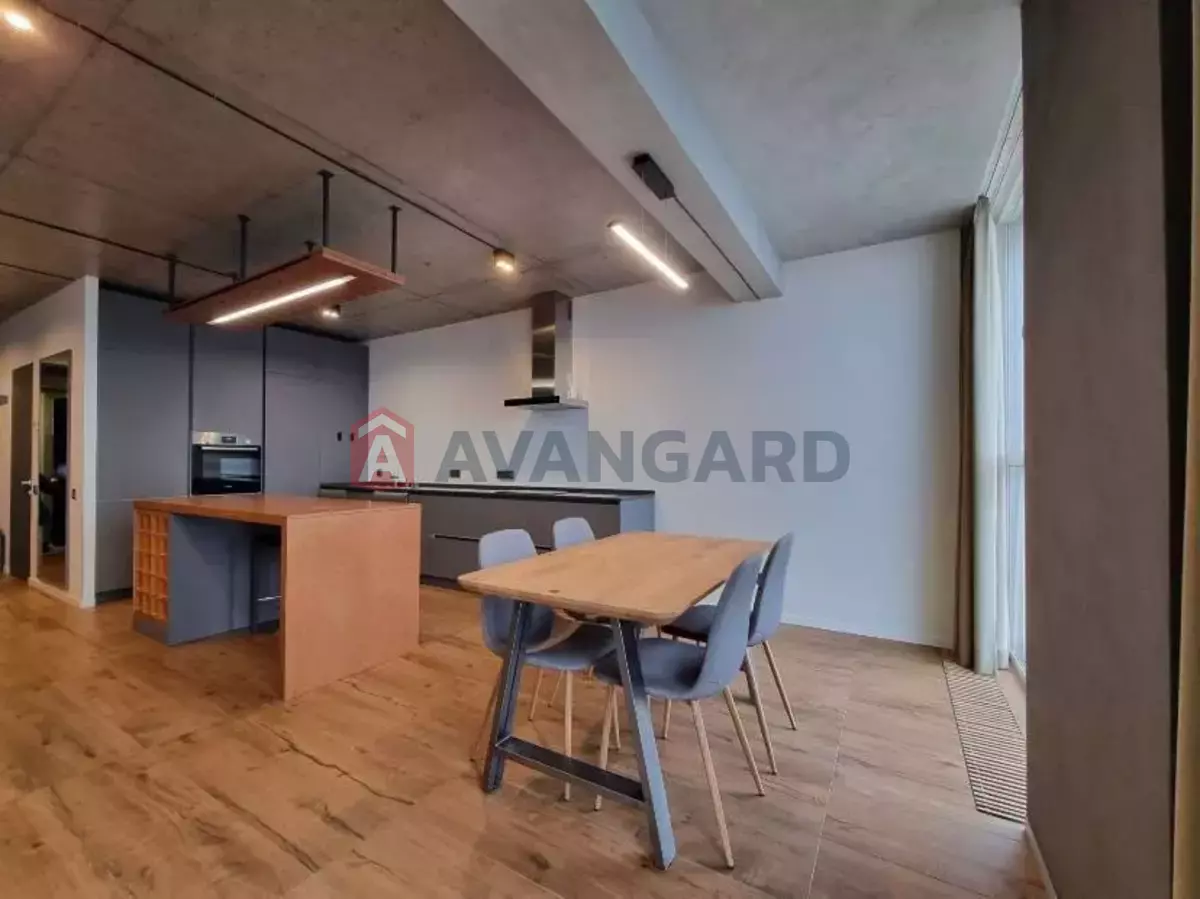 2 ����. ��������, 95/-/- ��. �., 17/17 ���� ���� 6