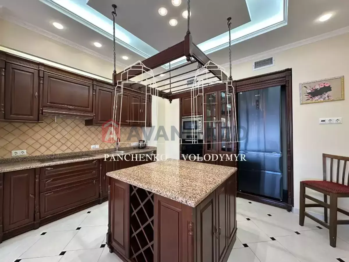 4 ��. ��������, 189/-/20 ��. �., 9/24 ������ ���� 10