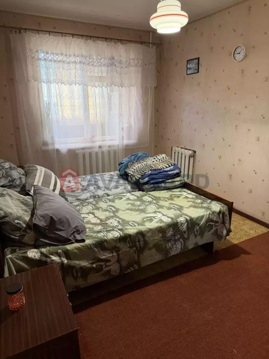 3 ����. ��������, 69/-/8 ��. �., 11/16 ���� ���� 9