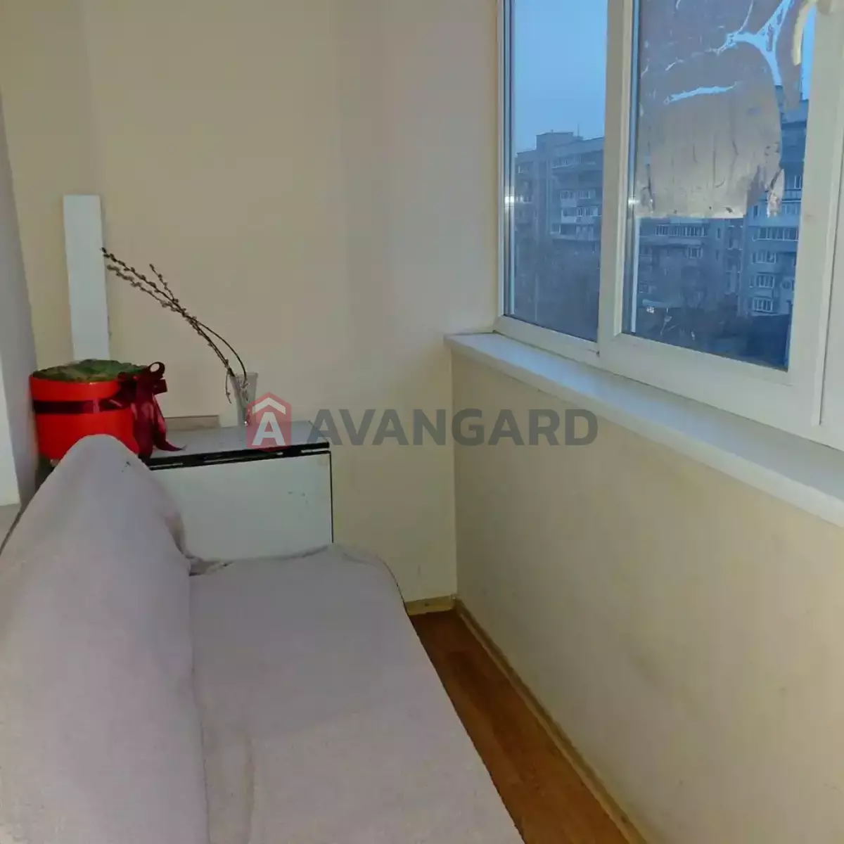 3 ��. ��������, 57/30/8 ��. �., 7/9 ������ ���� 16