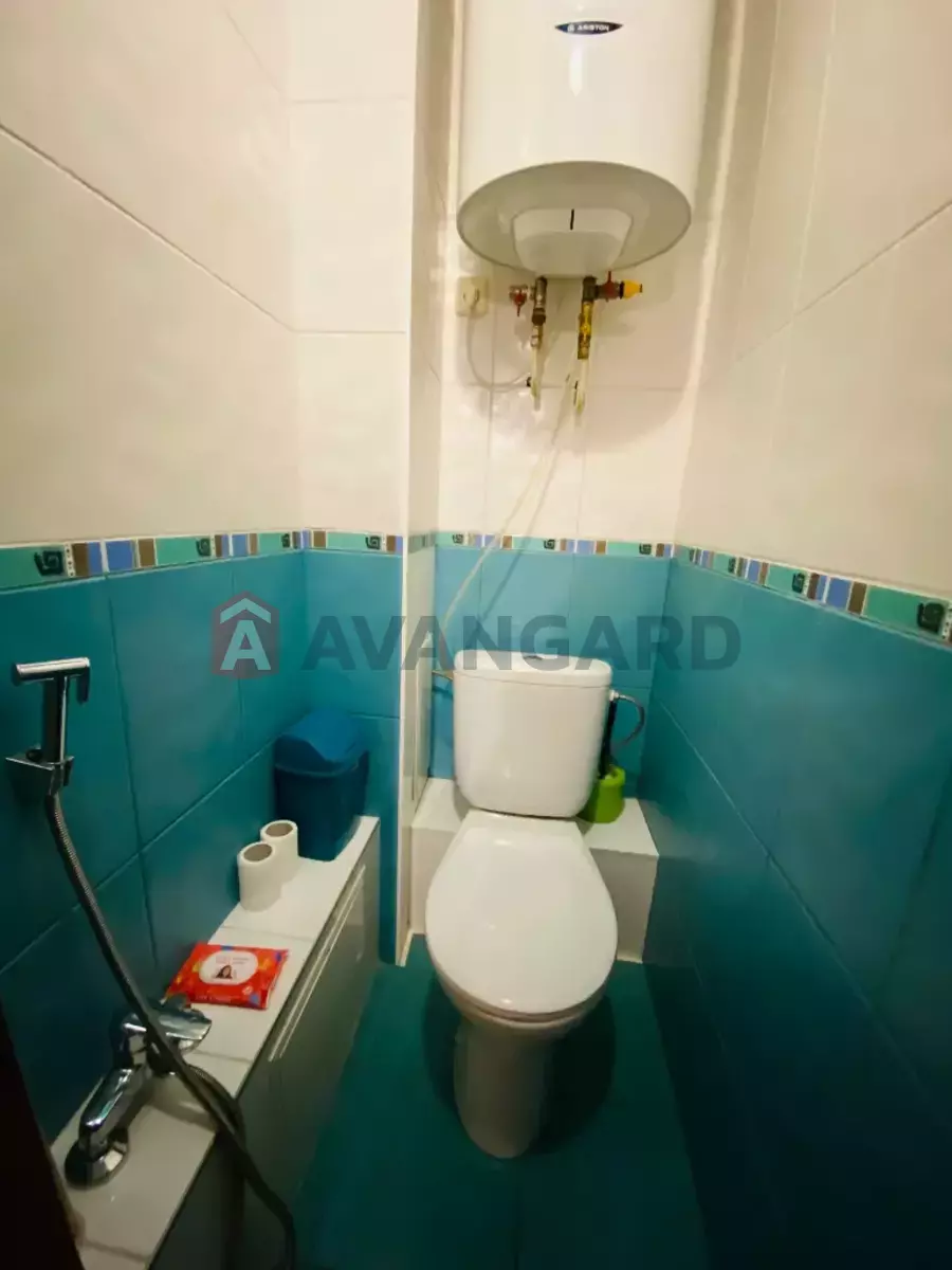 2 . , 69/-/9 . ., 9/9   11