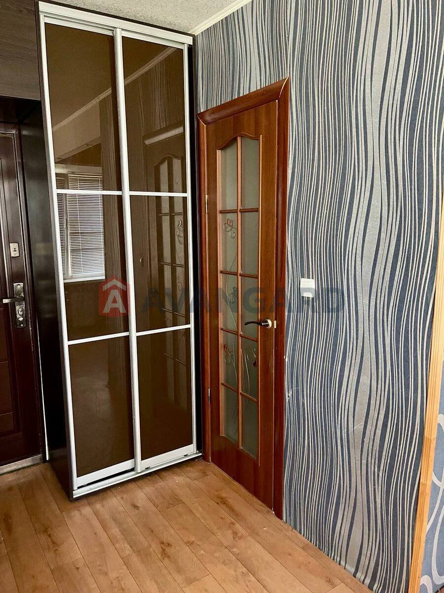 1 . , 22/-/- . ., 4/9   7