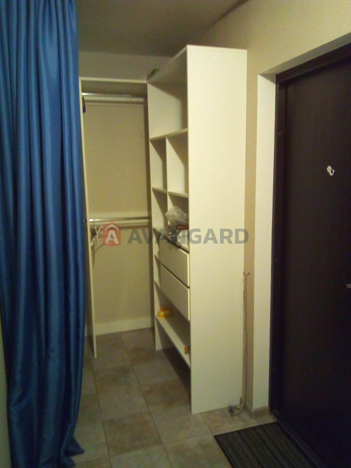 1 ��. ��������, 40/-/8 ��. �., 8/18 ������ ���� 17