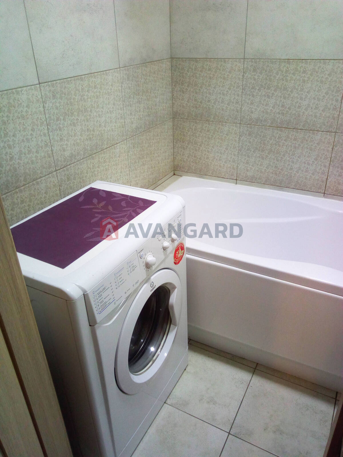 1 ��. ��������, 40/-/8 ��. �., 8/18 ������ ���� 14