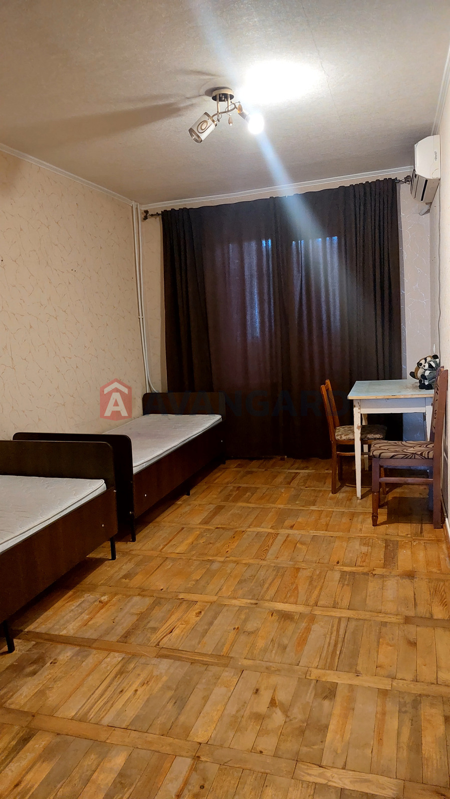 3 ��. ��������, 65/38/7 ��. �., 7/9 ������ ���� 8