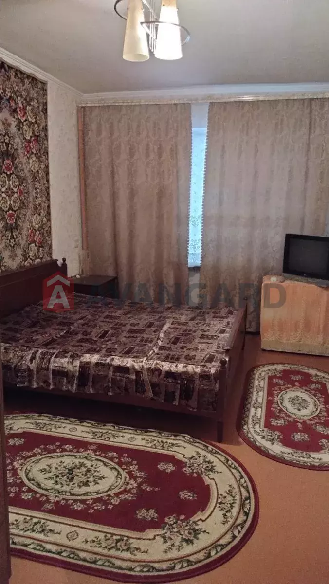 2 ��. ��������, 52/-/8 ��. �., 3/9 ������ ���� 12