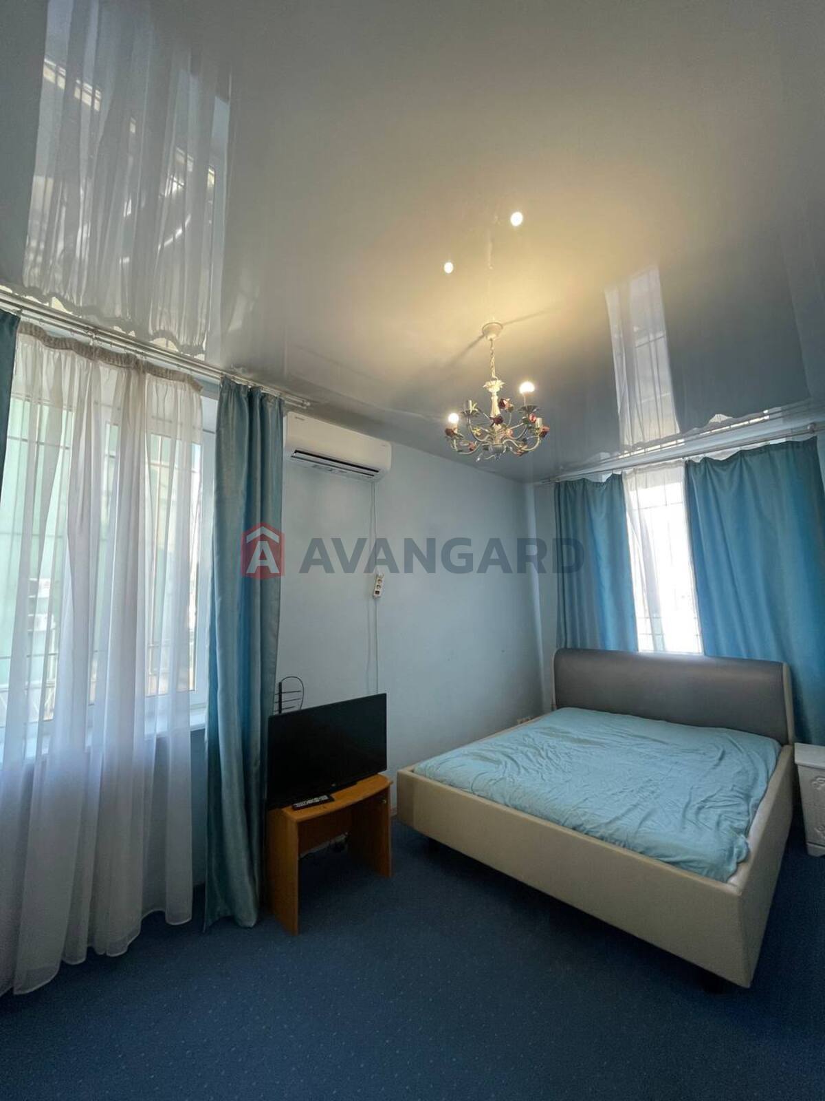 3 ����. ��������, 70/42/7 ��. �., 1/5 ���� ���� 9