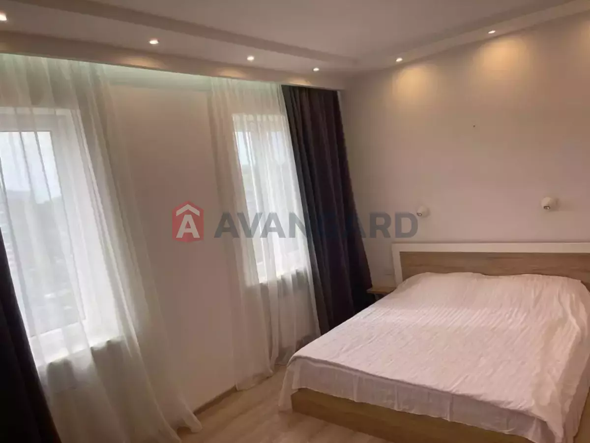 2 ����. ��������, 77/-/- ��. �., 11/24 ���� ���� 6