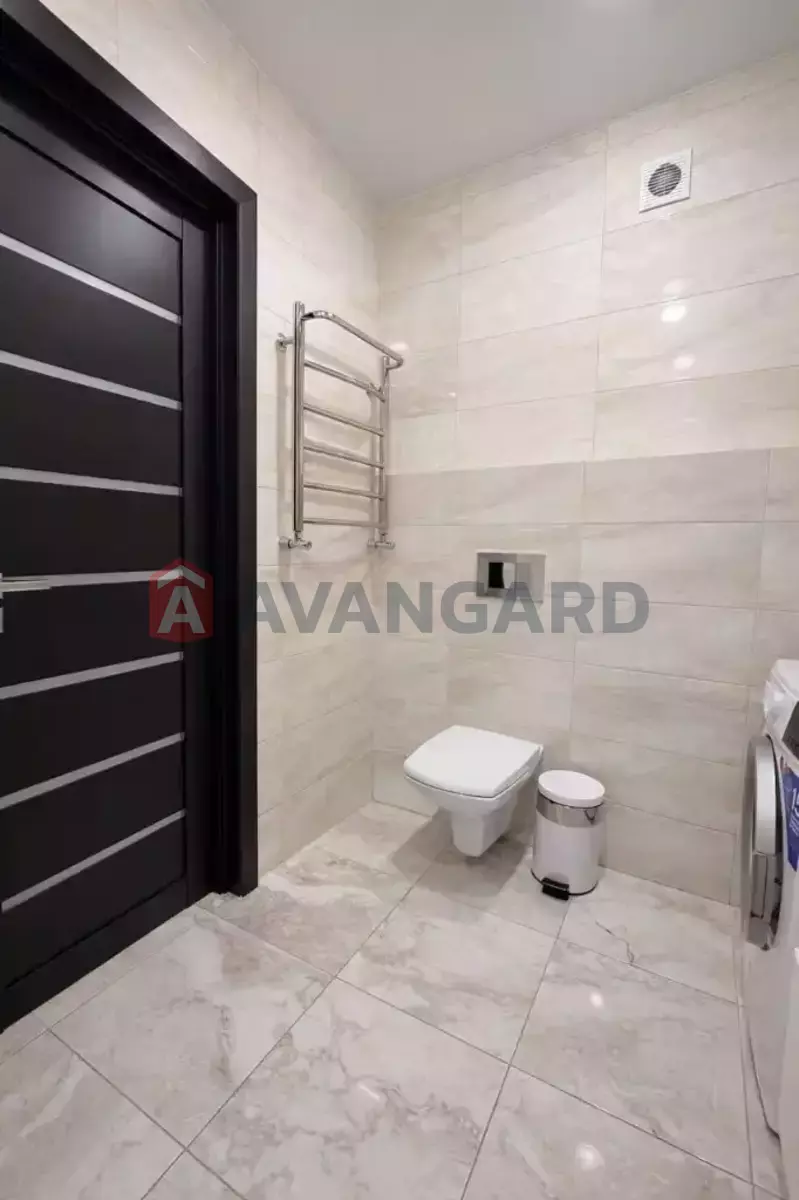 3 ����. ��������, 67/-/20 ��. �., 4/12 ���� ���� 11