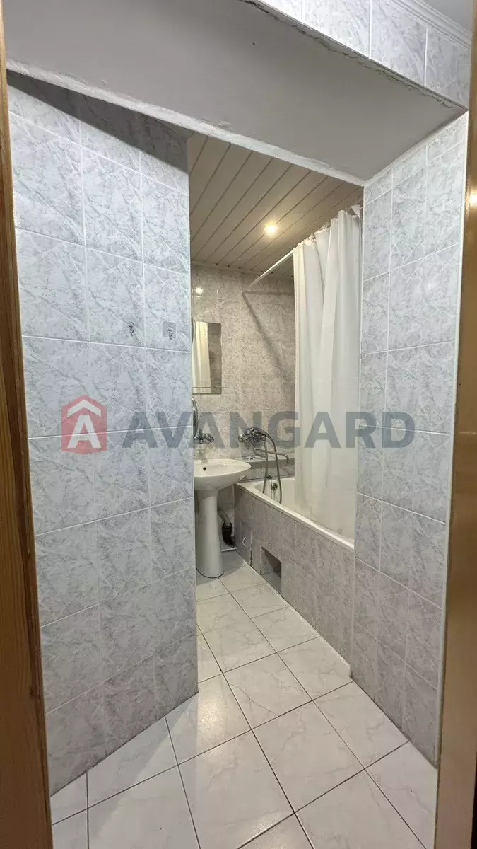 1 ��. ��������, 42/-/9 ��. �., 3/14 ������ ���� 8