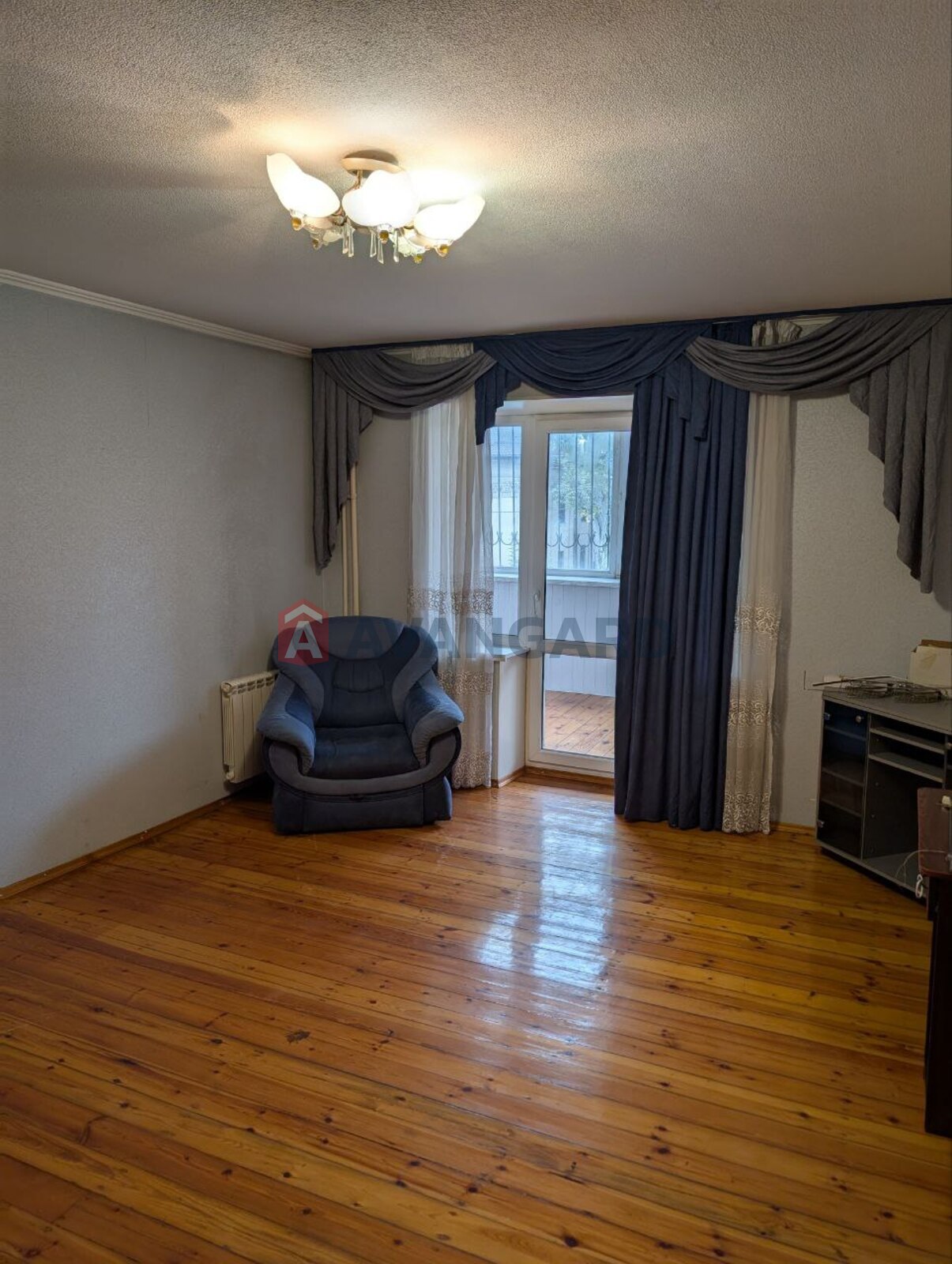 2 ����. ��������, 54/-/7 ��. �., 2/2 ���� ���� 8