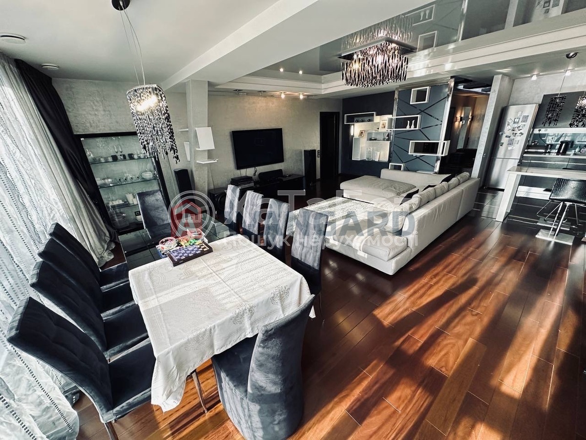 4 ��. ��������, 165/-/- ��. �., 16/17 ������ ���� 2