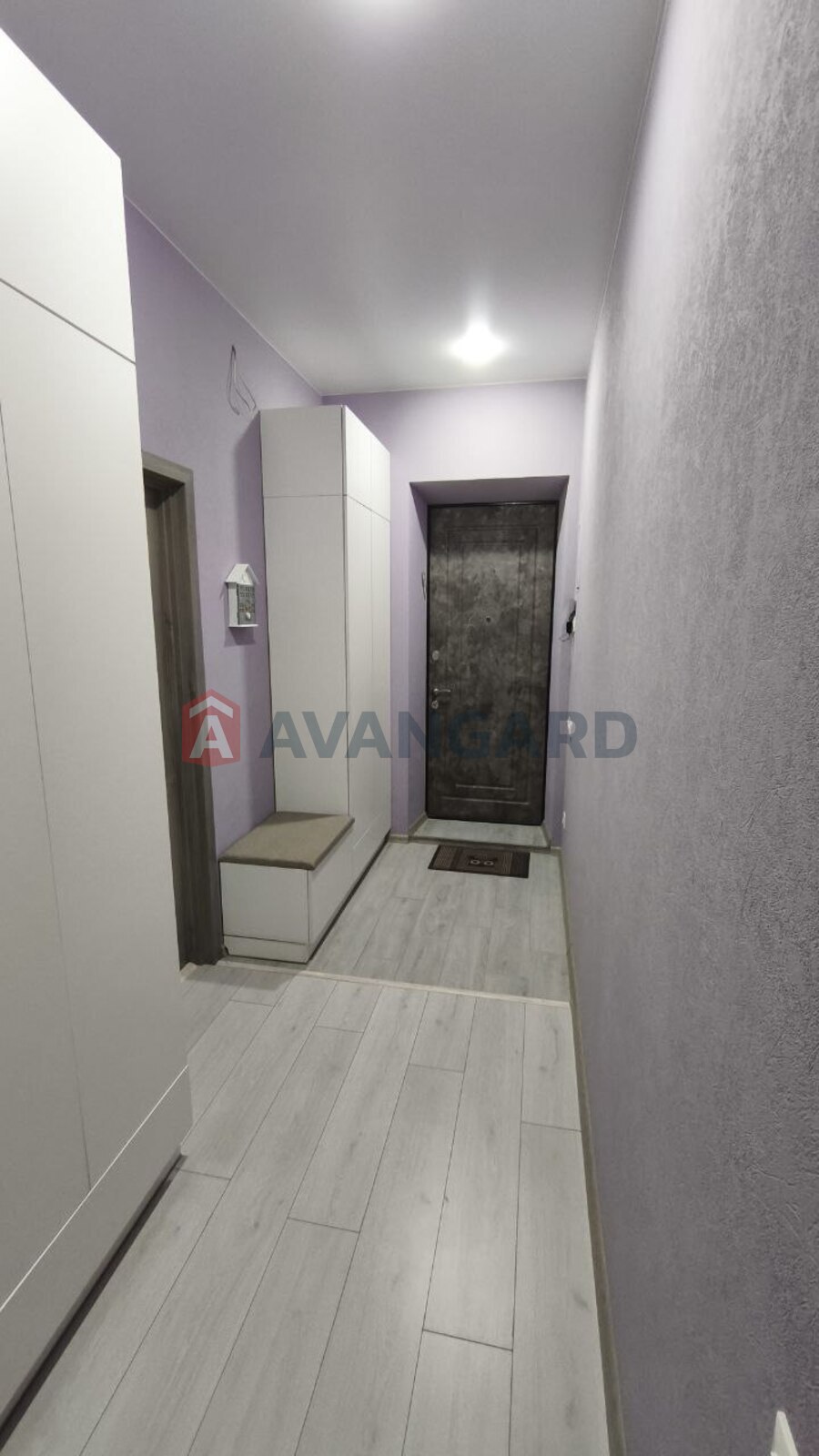 2 ��. ��������, 56/-/8 ��. �., 5/5 ������ ���� 11