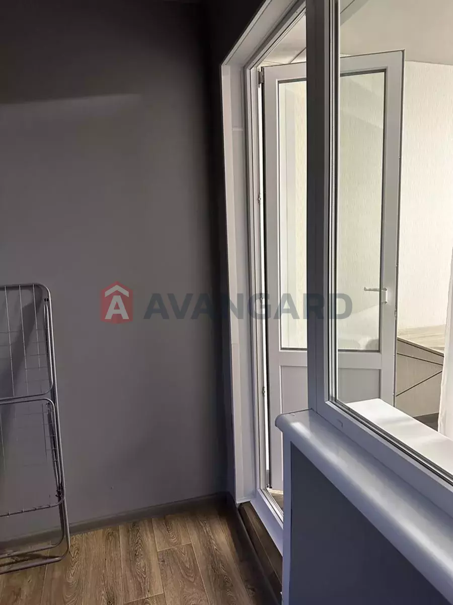 2 ����. ��������, 54/-/9 ��. �., 1/9 ���� ���� 3