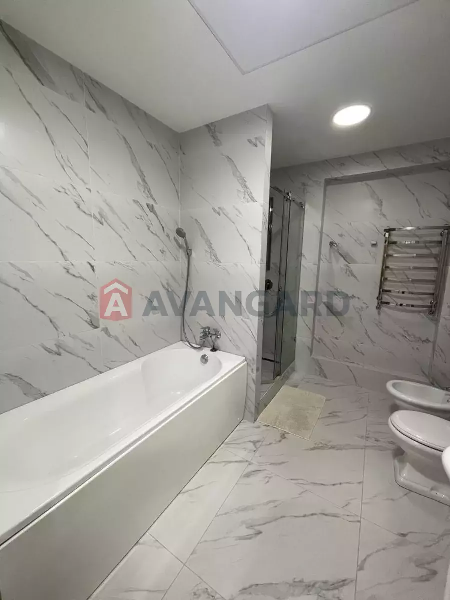 4 ��. ��������, 145/-/50 ��. �., 5/7 ������ ���� 4