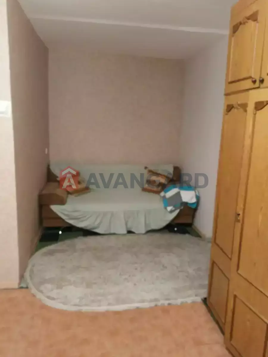 1 ��. ��������, 44/30/8 ��. �., 5/12 ������ ���� 6