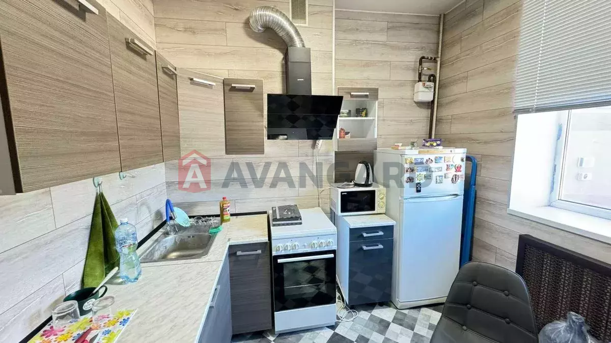 1 ��. ��������, 32/-/9 ��. �., 2/3 ������ ���� 1