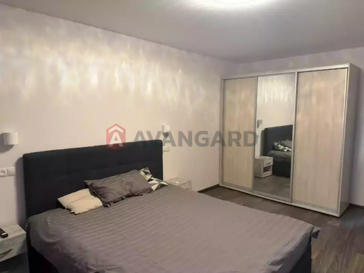 1 ����. ��������, 39/40/10 ��. �., 9/10 ���� ���� 3