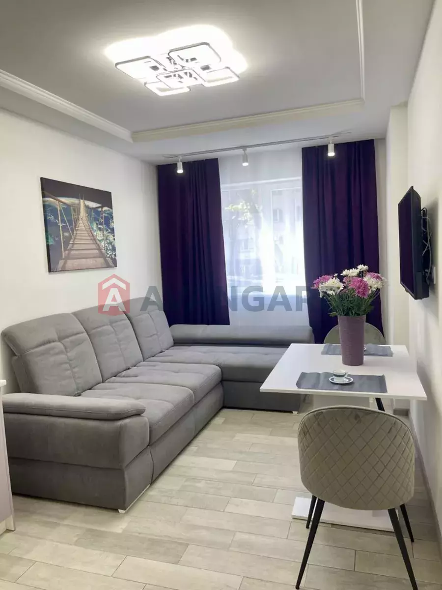 2 ��. ��������, 45/-/- ��. �., 2/10 ������ ���� 8