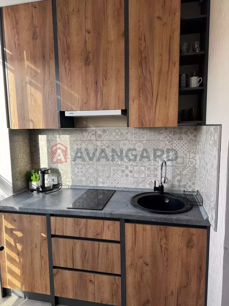 1 ��. ��������, 29/-/12 ��. �., 14/16 ������ ���� 10