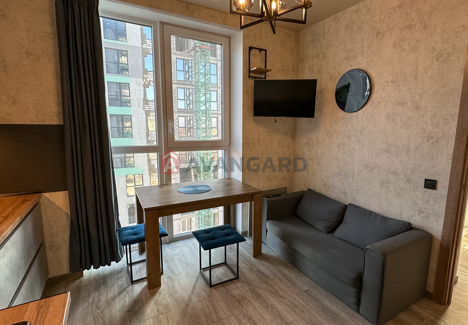 1 ��. ��������, 45/-/- ��. �., 8/22 ������ ���� 7