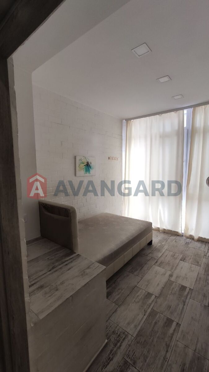 2 ����. ��������, 65/-/30 ��. �., 2/18 ���� ���� 8