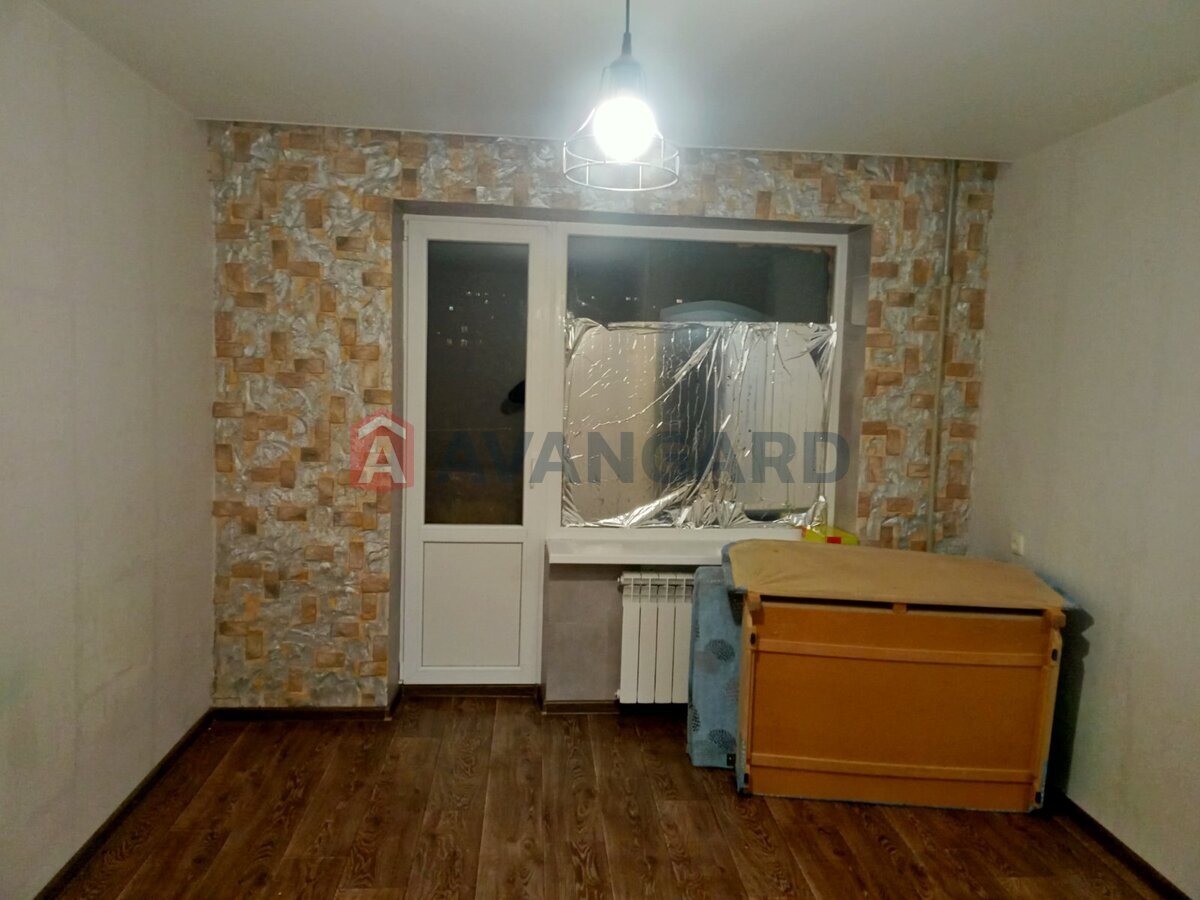 1 ��. ��������, 25/12/6 ��. �., 8/9 ������ ���� 10