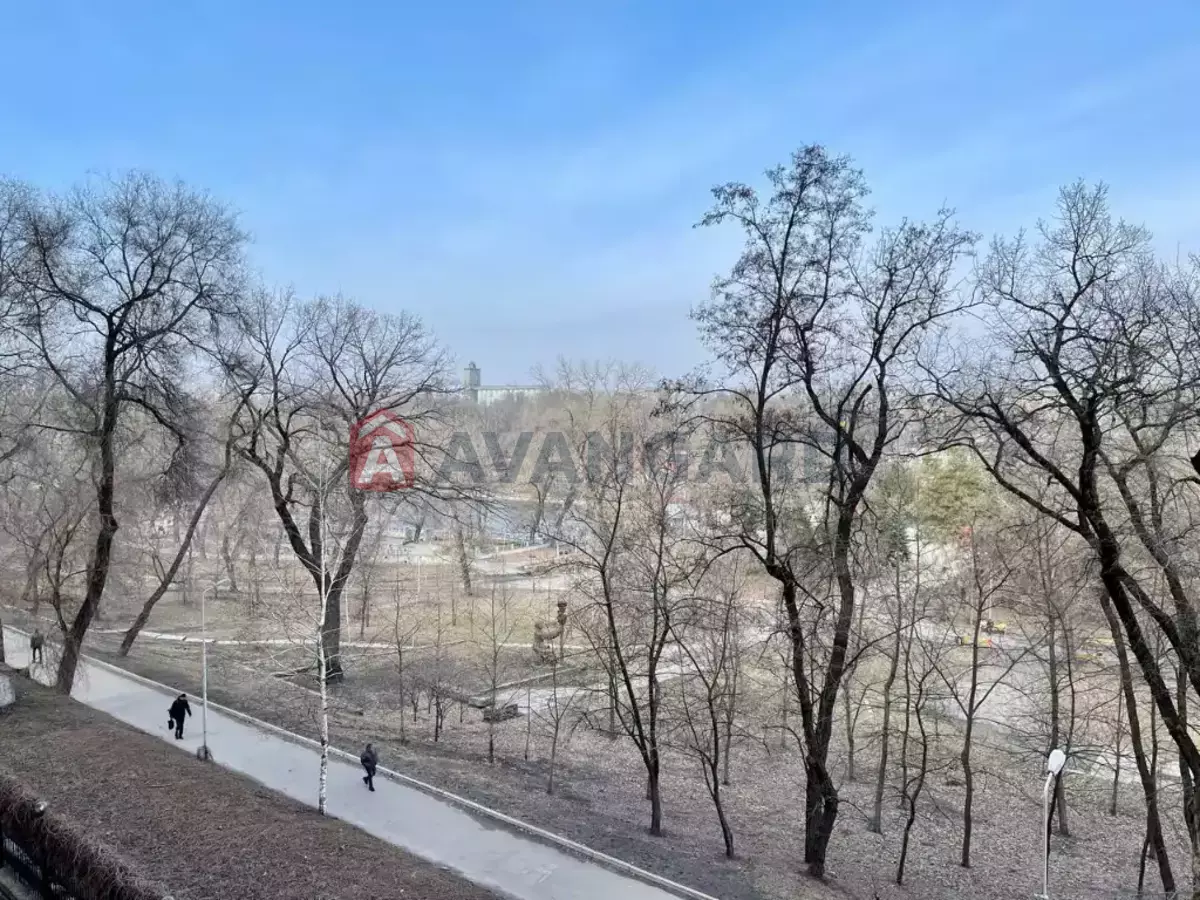 2 ����. ��������, 76/-/- ��. �., 2/10 ���� ���� 4