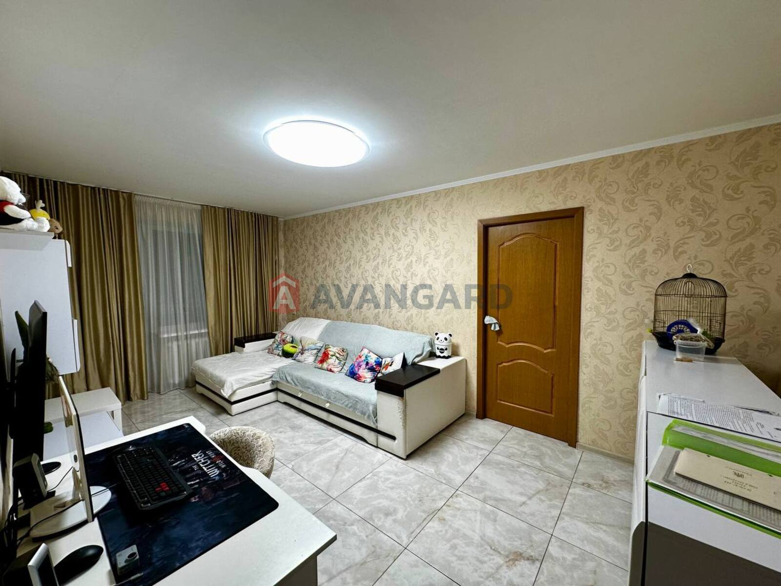 3 ����. ��������, 67/-/7 ��. �., 6/9 ���� ���� 4