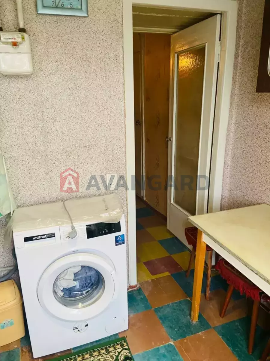 3 ��. ��������, 56/-/6 ��. �., 5/5 ������ ���� 7