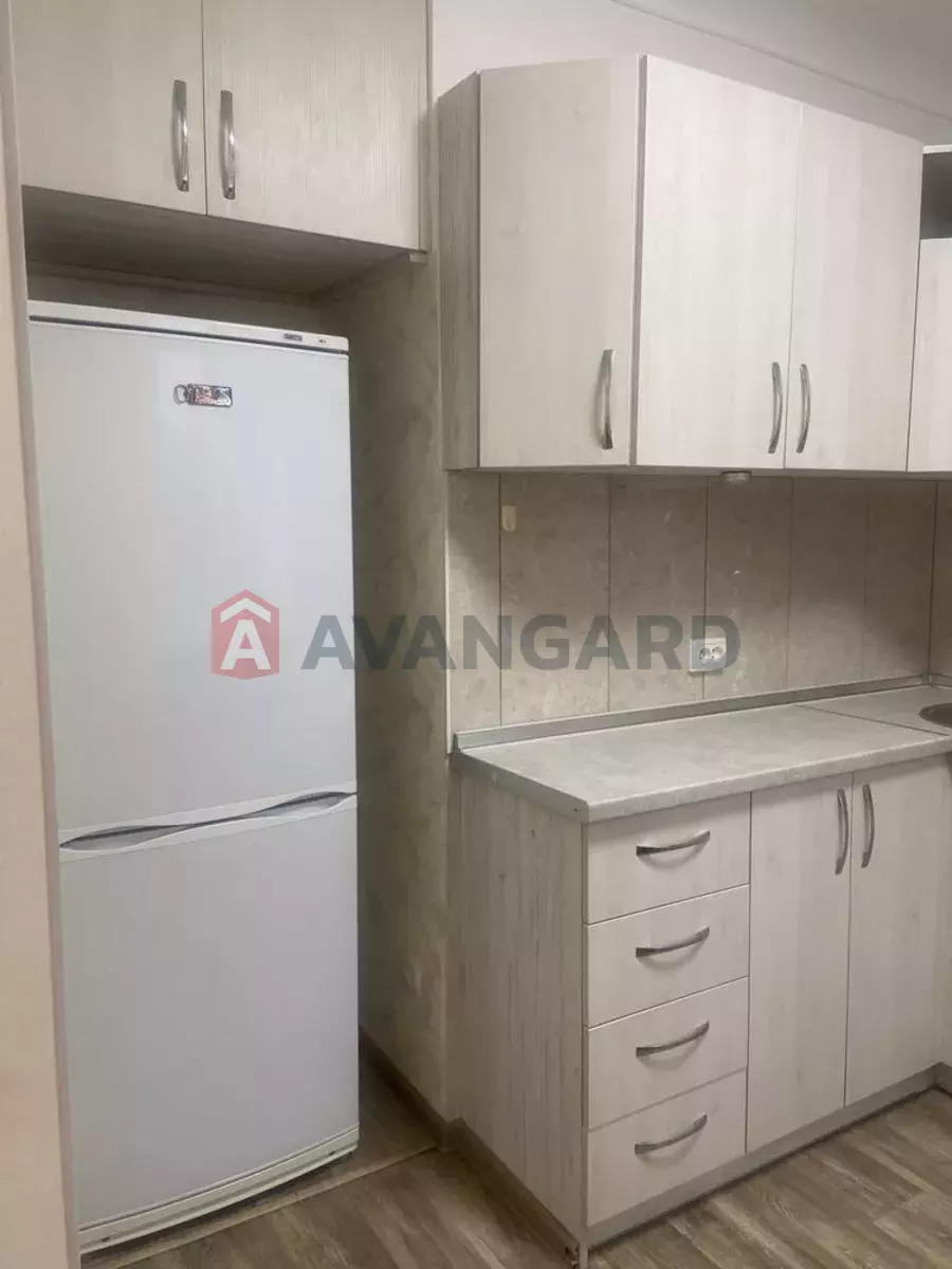 1 ��. ��������, 35/-/6 ��. �., 3/5 ������ ���� 9