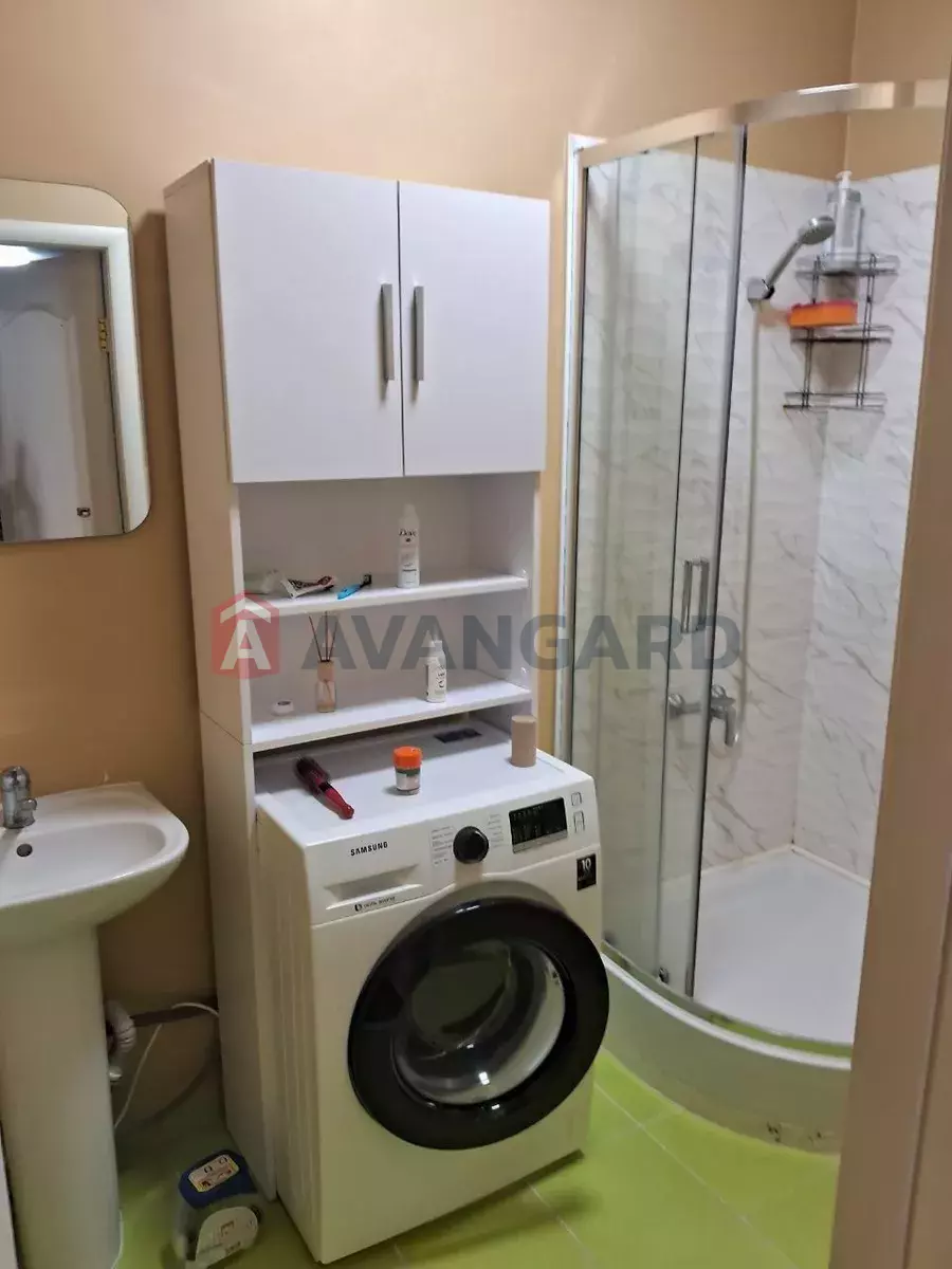 1 ��. ��������, 47/-/14 ��. �., 4/9 ������ ���� 4