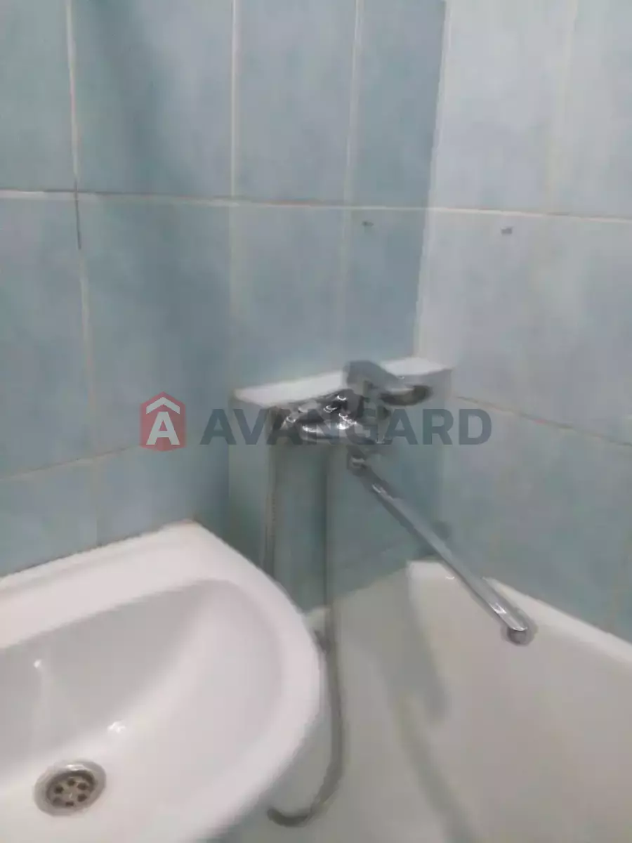 1 ����. ��������, 24/17/4 ��. �., 2/9 ���� ���� 7