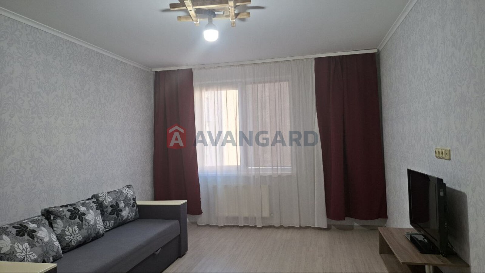 1 ����. ��������, 43,7/-/10,26 ��. �., 2/10 ���� ���� 6