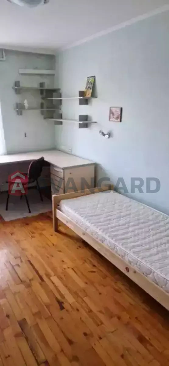 4 ��. ��������, 77/56/8 ��. �., 8/9 ������ ���� 6