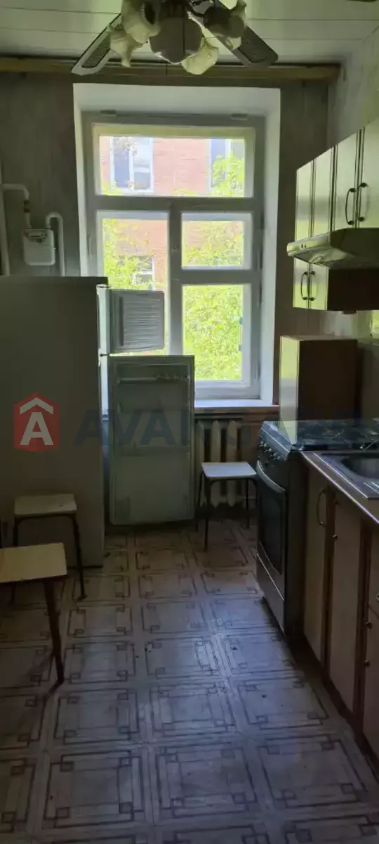 2 ��. ��������, 42/28/6 ��. �., 2/3 ������ ���� 4