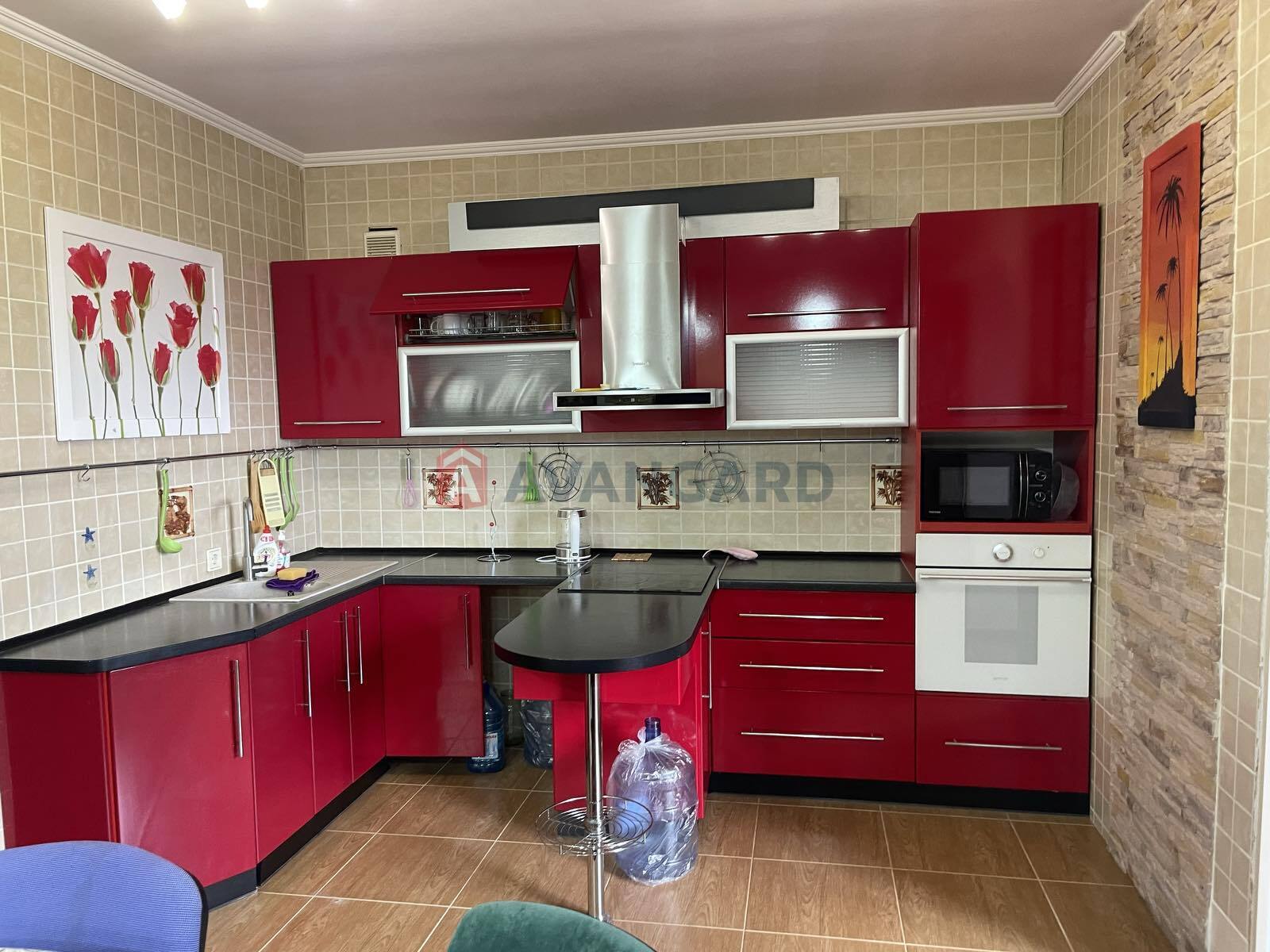 3 ��. ��������, 120/-/17 ��. �., 10/17 ������ ���� 1