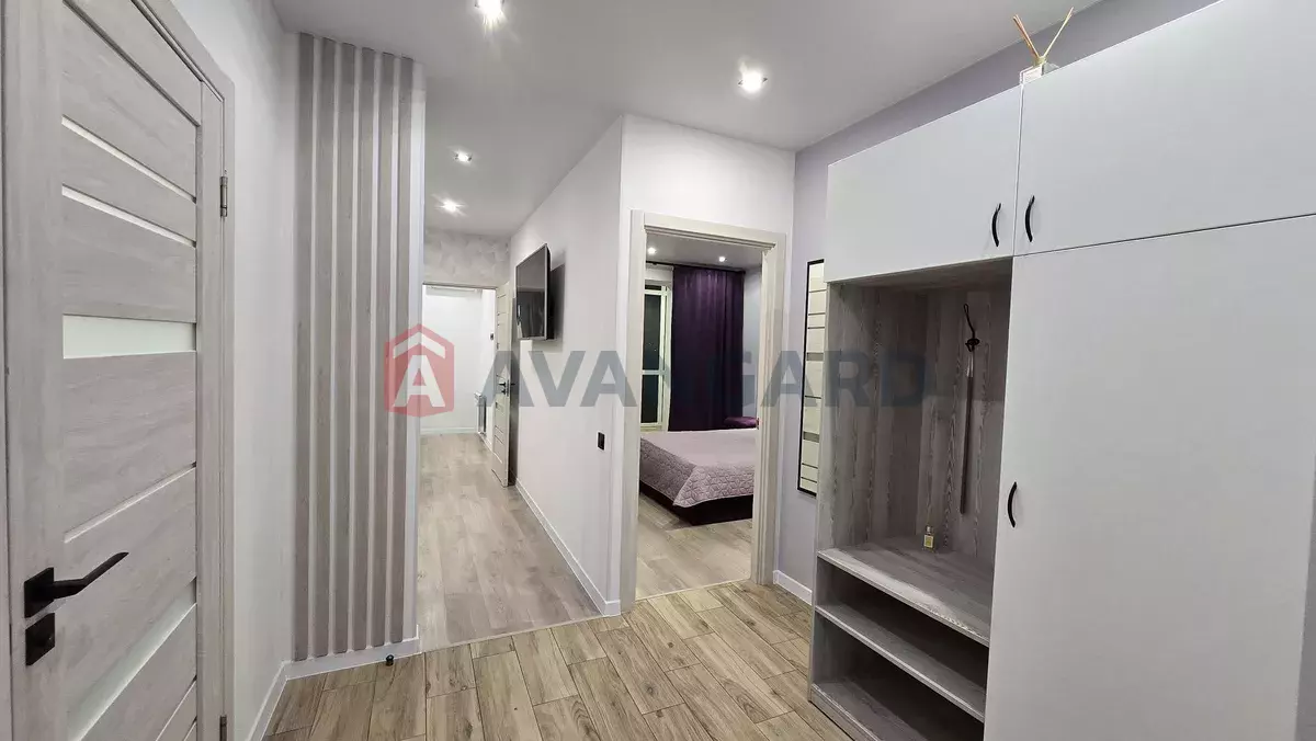 2 ����. ��������, 60/-/14 ��. �., 9/12 ���� ���� 2