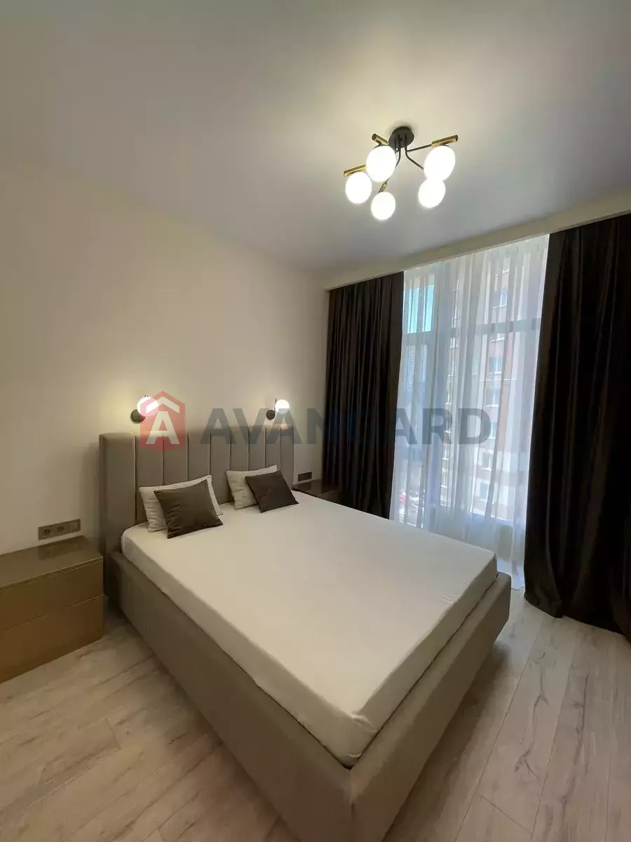 2 ��. ��������, 52/-/- ��. �., 6/10 ������ ���� 5