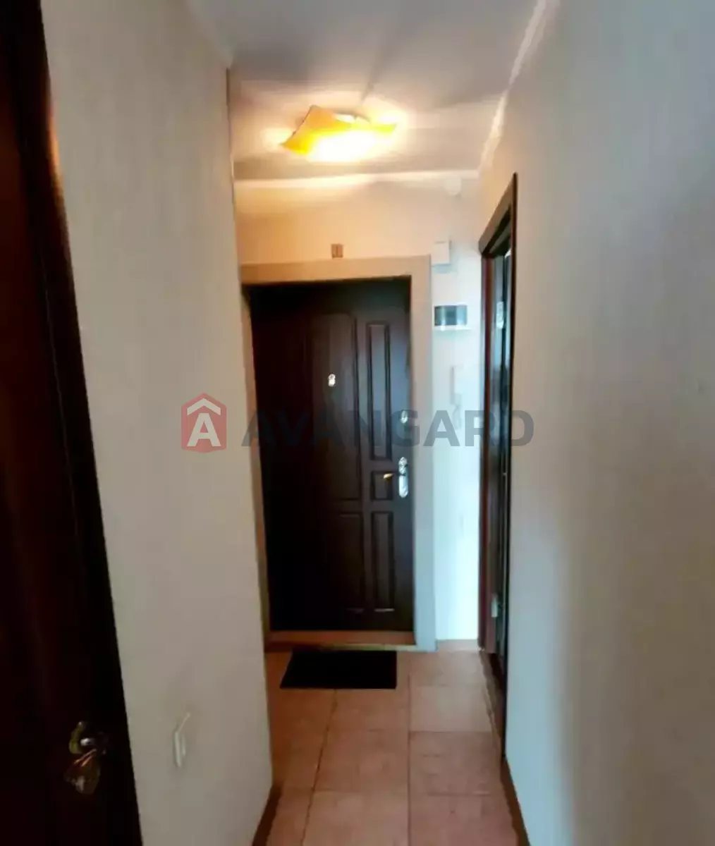 1 ����. ��������, 35/-/- ��. �., 7/9 ���� ���� 4